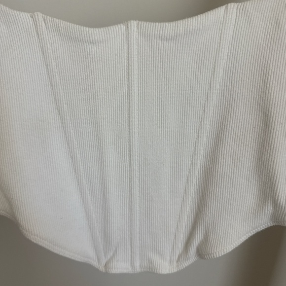 White Ribbed Crop Top - Picture 4 of 4